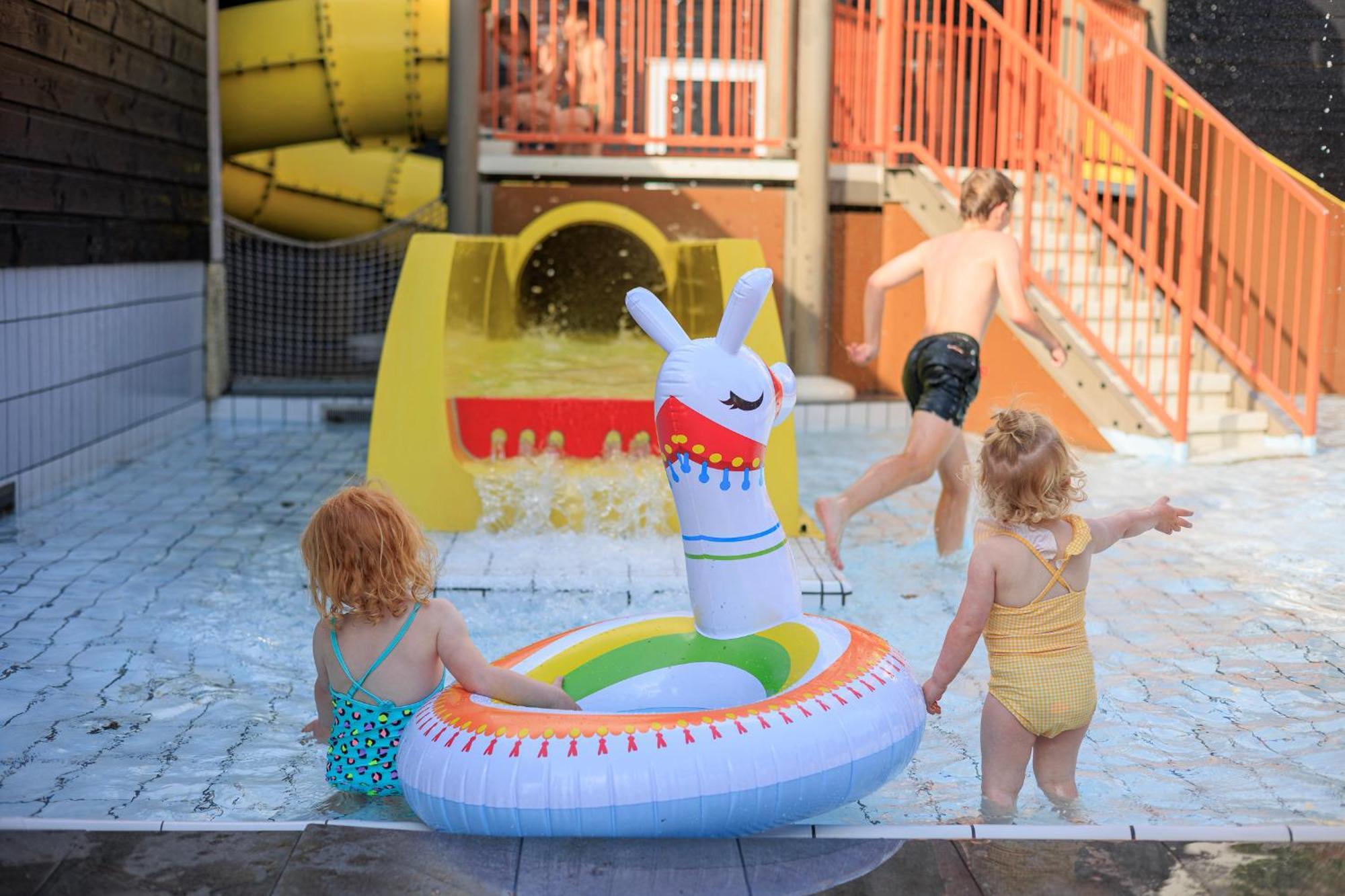 Recreatiepark Kaps Hotel Tubbergen Bagian luar foto